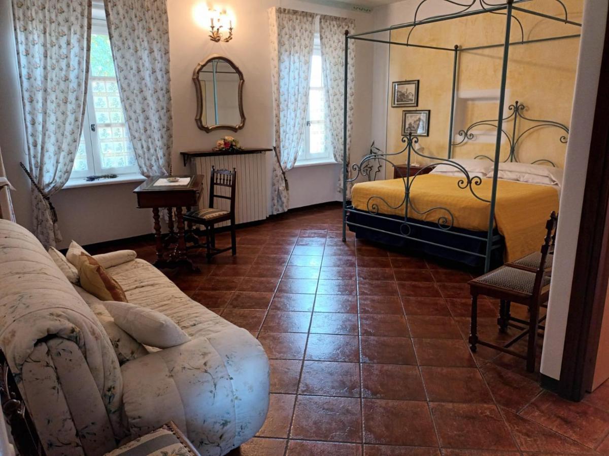 Guest House La Carolina Tigliole ภายนอก รูปภาพ