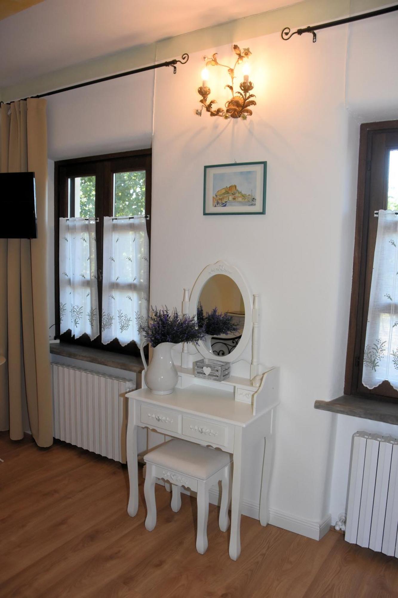 Guest House La Carolina Tigliole ภายนอก รูปภาพ