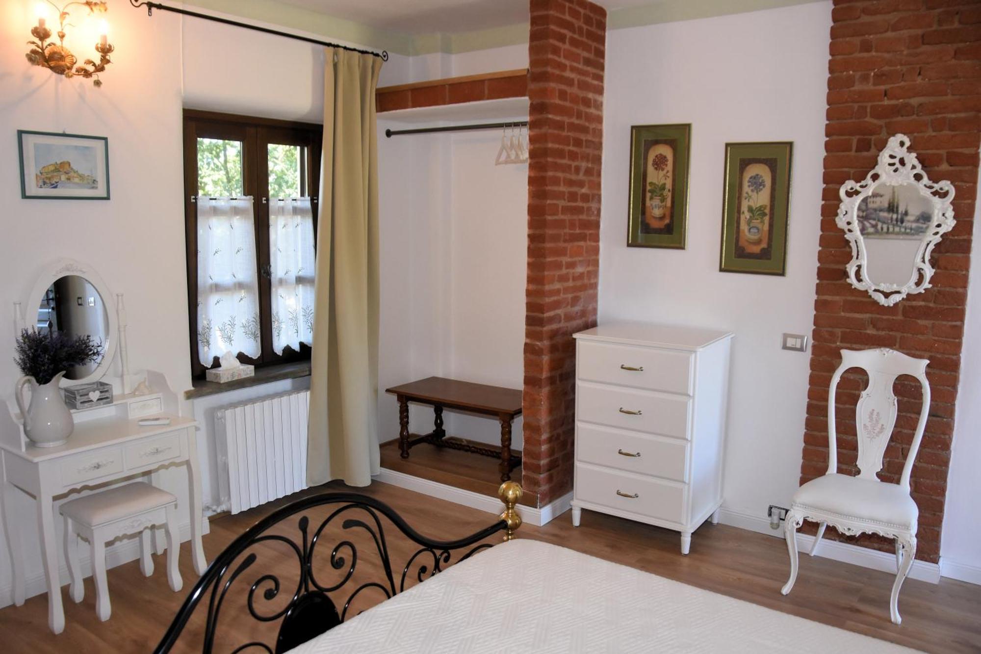 Guest House La Carolina Tigliole ภายนอก รูปภาพ